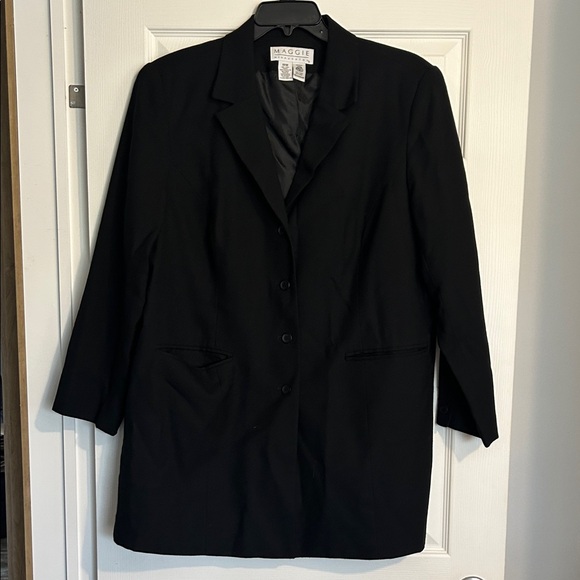 Maggie Mcnaughton Jackets & Blazers - Women’s vintage Maggie McNaughton 100% new wool jacket blazer black 18W pockets